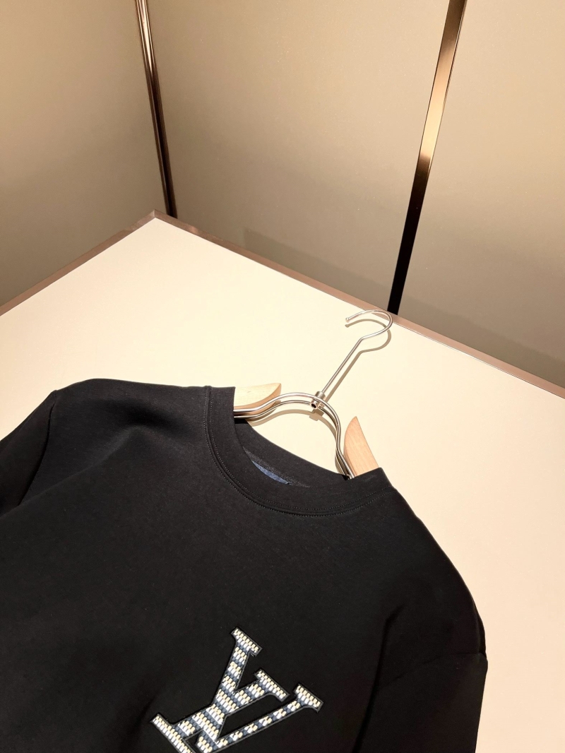 l0vis Vvtt0n t-shirt